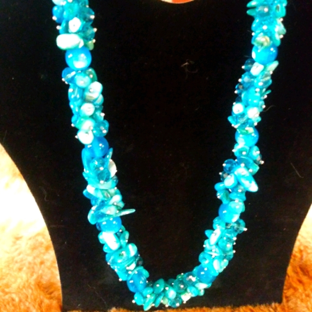 Blue Shell Faceted Beads Necklace 23 Inches NWT